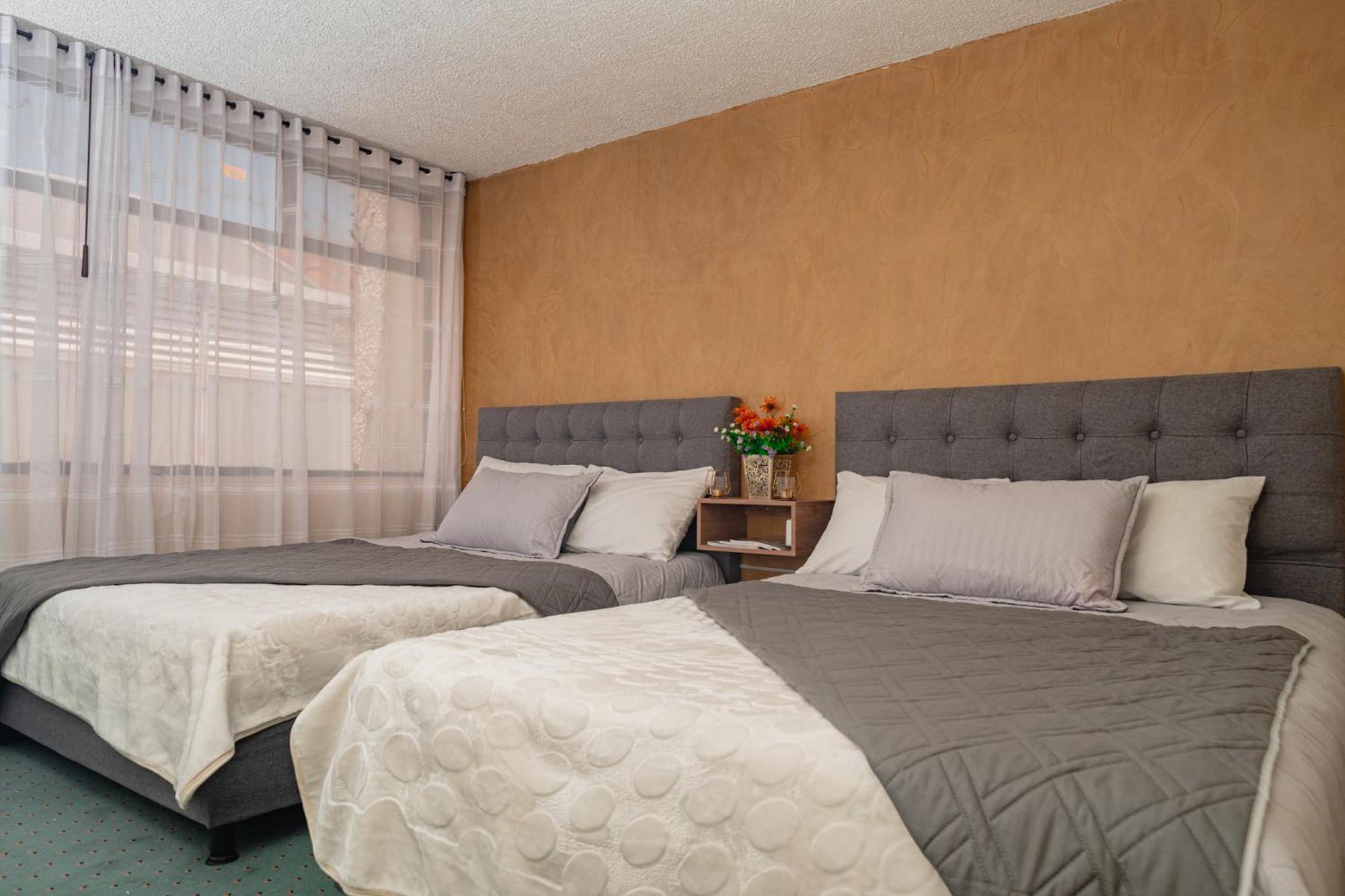 Innovar Casa Hostal Богота Экстерьер фото